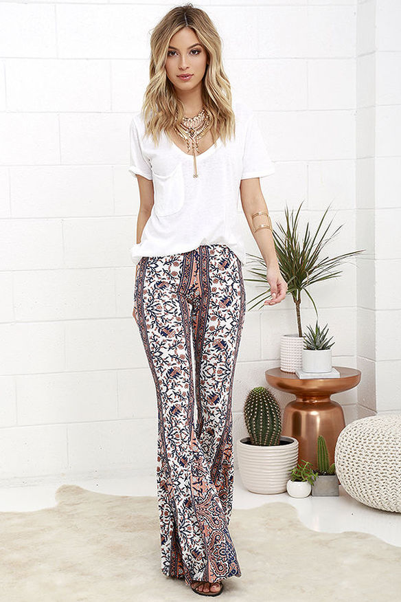 What Tops To Wear With Flare Pants